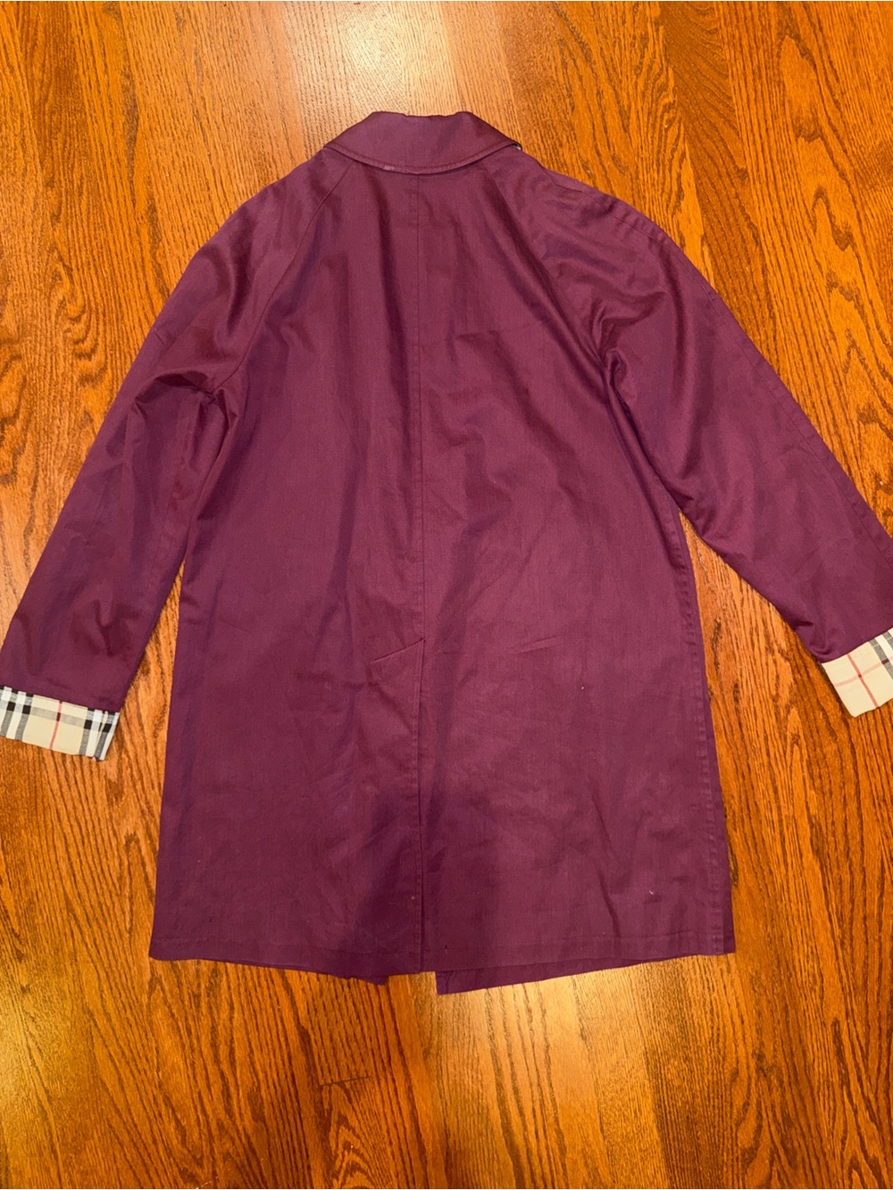 Burberry Women's Maroon Trench Coat - Picture 5 of 9